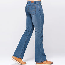 Load image into Gallery viewer, Men Slim Boot Cut Jeans Classic Stretch Denim